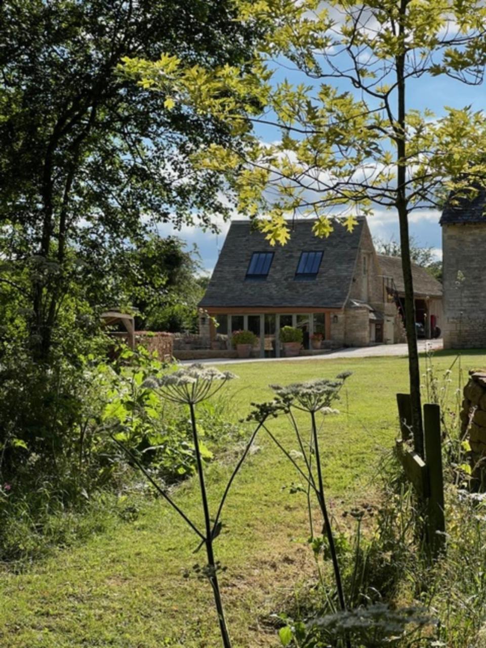 Idyllic Secluded Hideaway With Countryside Views On The Edge Of The Cotswolds Villa Hailey ภายนอก รูปภาพ